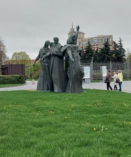Скульптуры Москвы.